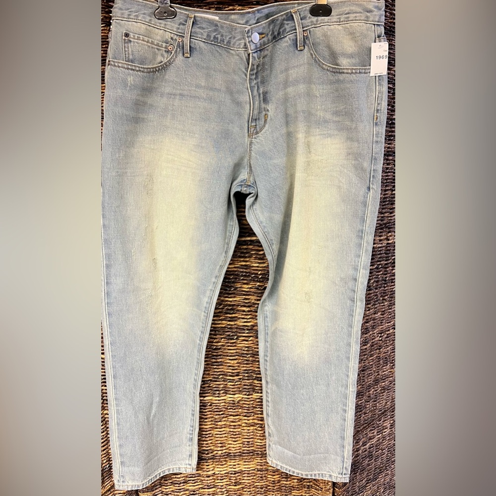 Gap, 1969, Womens Light‎ Blue Capri Boyfriend Jeans, Size:33R, New with tags